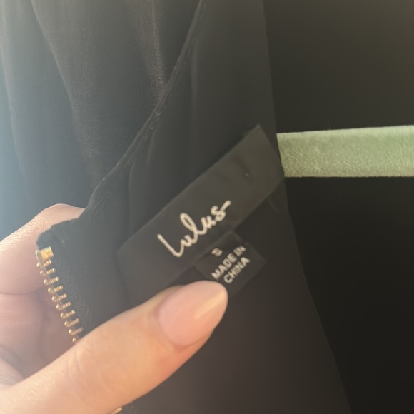 Shift and Shout Black Shift Dress - Picture 3 of 8